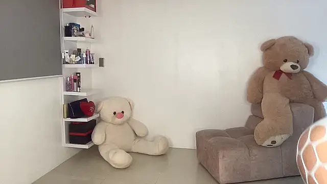 Michell simons online show from March 2, 2025, 5:23 am