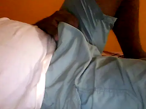 Snapshot of Indianguymohan chatting on September 17, 2025, 5:15 pm Indianguymohan online show from September 17, 2025, 5:15 pm