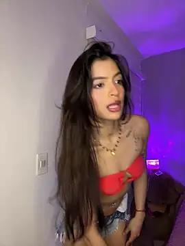 Snapshot of Sammy_pink chatting on February 25, 2025, 10:53 pm Sammy pink online show from February 25, 2025, 10:53 pm