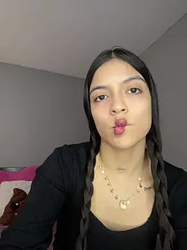 Snapshot of Sammy_pink chatting on February 20, 2025, 2:13 pm Sammy pink online show from February 20, 2025, 2:13 pm