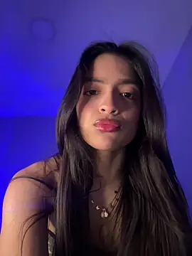 Snapshot of Sammy_pink chatting on January 25, 2025, 12:38 am Sammy pink online show from January 25, 2025, 12:38 am