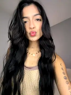 Snapshot of Sammy_pink chatting on October 12, 2025, 7:37 pm Sammy pink online show from October 12, 2025, 7:37 pm