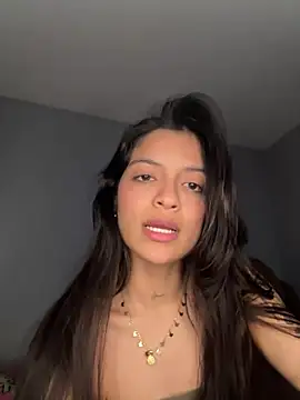 Snapshot of Sammy_pink chatting on January 8, 2025, 11:52 pm Sammy pink online show from January 8, 2025, 11:52 pm