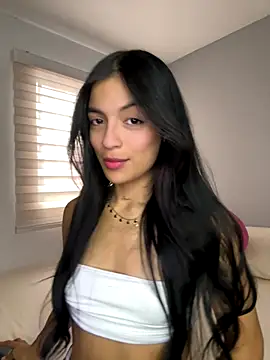 Snapshot of Sammy_pink chatting on October 19, 2025, 7:27 pm Sammy pink online show from October 19, 2025, 7:27 pm