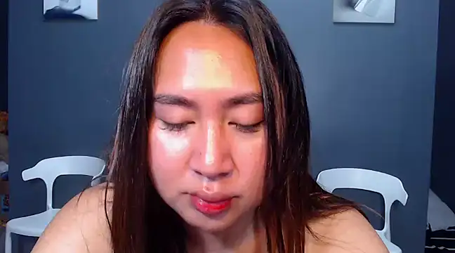 HOTTESTCANDYTS online show from December 4, 2024, 5:38 pm