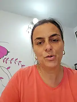 Snapshot of IsabelleCraft chatting on March 16, 2025, 10:33 am IsabelleCraft online show from March 16, 2025, 10:33 am