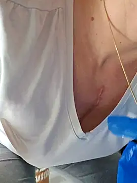 IsabelleCraft online show from March 13, 2026, 11:04 am