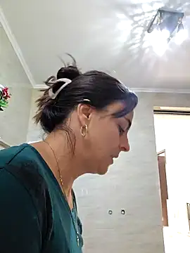 Snapshot of IsabelleCraft chatting on September 30, 2025, 8:31 am IsabelleCraft online show from September 30, 2025, 8:31 am
