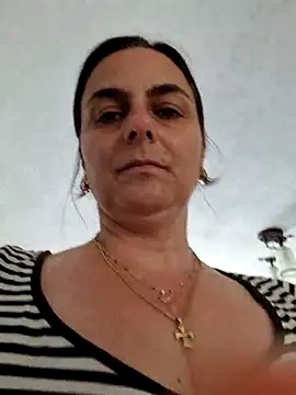 Snapshot of IsabelleCraft chatting on June 24, 2026, 10:14 am IsabelleCraft online show from June 24, 2026, 10:14 am