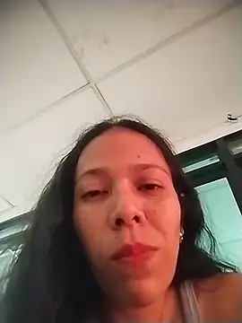 Bootycallhot online show from June 21, 2026, 1:39 pm