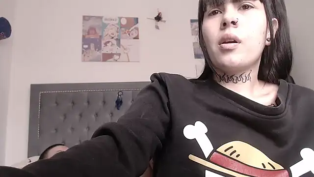 dulce maria x online show from March 19, 2025, 6:34 pm