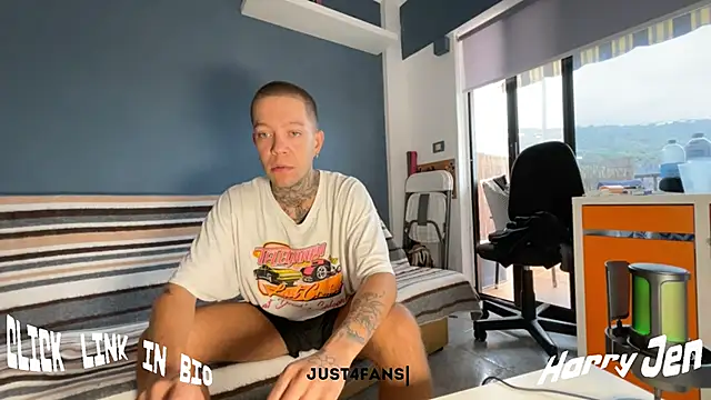 Harry Jen online show from September 9, 2025, 9:08 am