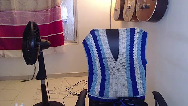 Smoke trip Alicia online show from December 21, 2025, 10:06 am