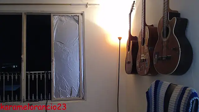 Smoke trip Alicia online show from September 20, 2025, 3:55 am