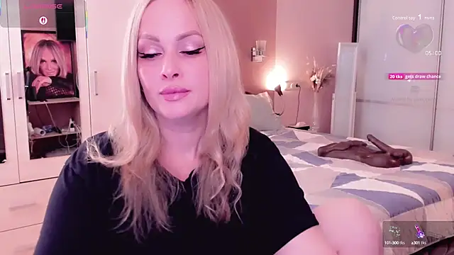 Snapshot of Libby_Nora chatting on September 30, 2025, 11:27 am Libby Nora online show from September 30, 2025, 11:27 am