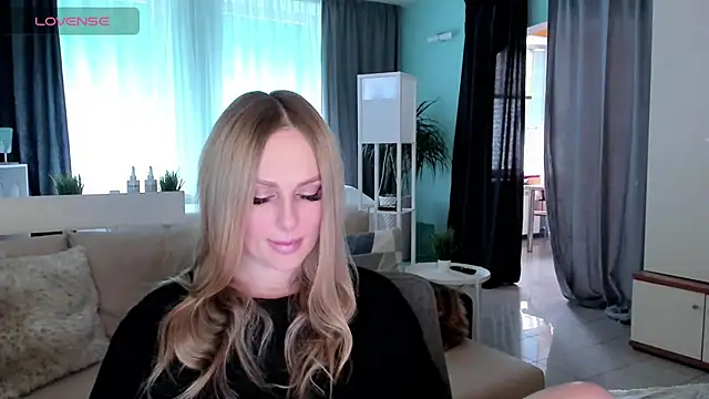 Snapshot of Libby_Nora chatting on March 4, 2025, 1:59 pm Libby Nora online show from March 4, 2025, 1:59 pm