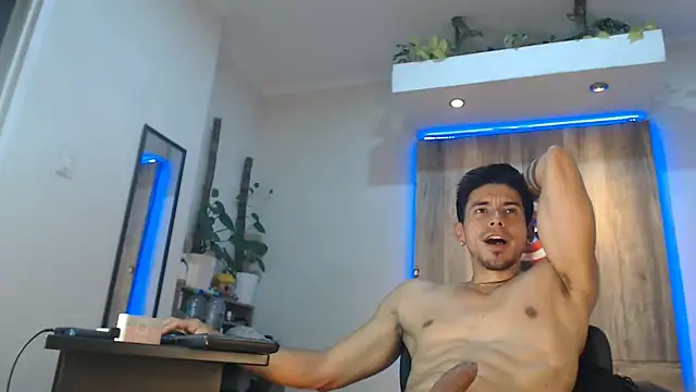 Snapshot of Andrew_4_ chatting on February 15, 2026, 7:51 am Andrew 4 online show from February 15, 2026, 7:51 am