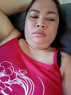 XXLorie 02 online show from September 26, 2025, 10:38 pm