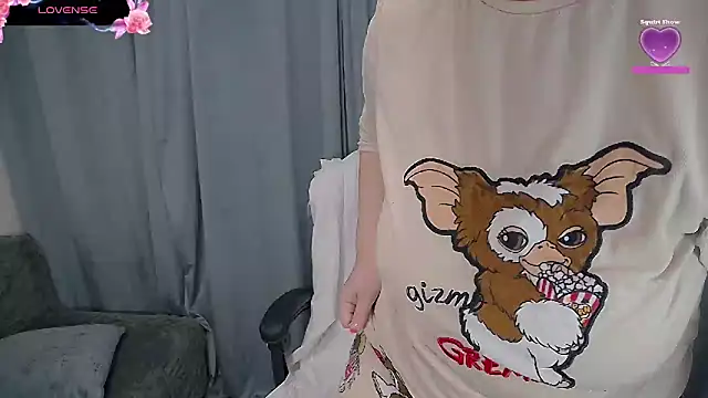 erikaerika online show from January 17, 2026, 7:45 am