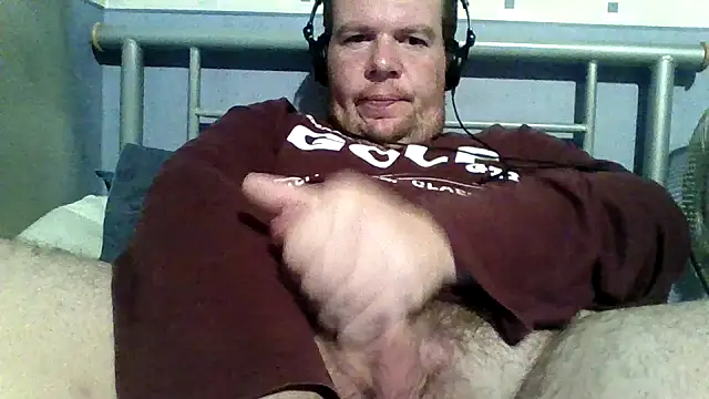 thickdick12331 online show from November 15, 2025, 11:31 pm