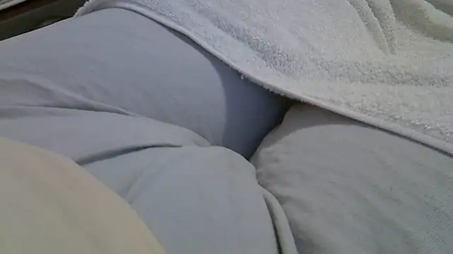 Snapshot of perescam chatting on January 16, 2026, 2:10 pm perescam online show from January 16, 2026, 2:10 pm