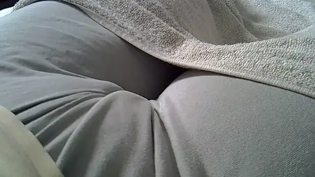 Snapshot of perescam chatting on February 5, 2026, 4:36 pm perescam online show from February 5, 2026, 4:36 pm