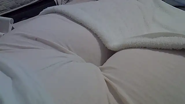 Snapshot of perescam chatting on January 19, 2026, 1:31 am perescam online show from January 19, 2026, 1:31 am