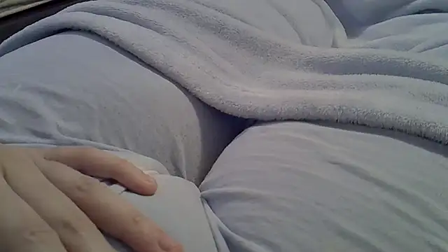 perescam online show from March 28, 2026, 8:43 pm