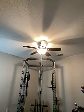 Snapshot of Fathero1time chatting on February 18, 2026, 1:40 pm Fathero1time online show from February 18, 2026, 1:40 pm