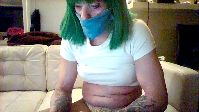 SassyAmanda87 online show from November 27, 2025, 12:00 am