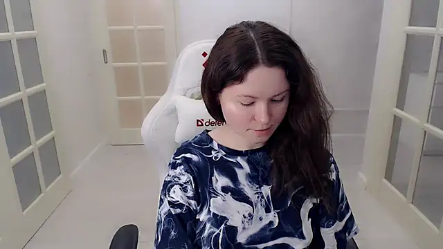 BettyGinger online show from November 28, 2025, 3:12 pm