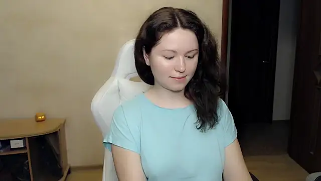 BettyGinger online show from November 7, 2025, 8:13 pm