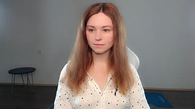 BettyGinger online show from December 9, 2024, 9:05 pm