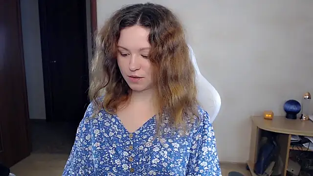 BettyGinger online show from September 17, 2025, 8:33 pm