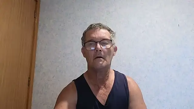 Snapshot of bigballnz chatting on March 12, 2025, 6:29 am bigballnz online show from March 12, 2025, 6:29 am