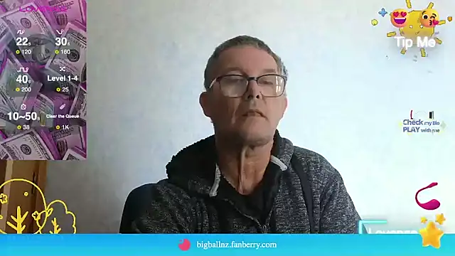 Snapshot of bigballnz chatting on March 7, 2025, 10:32 pm bigballnz online show from March 7, 2025, 10:32 pm