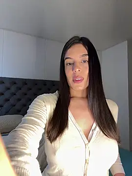 kamivolkano online show from March 3, 2025, 5:31 pm