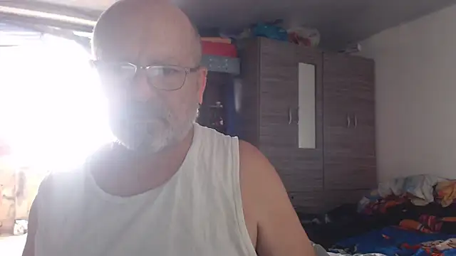 ferdinad20 online show from May 11, 2026, 2:56 pm