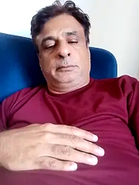 Snapshot of desipapaxxx chatting on February 9, 2026, 4:21 am desipapaxxx online show from February 9, 2026, 4:21 am