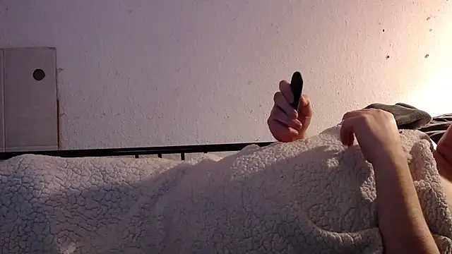 Vandrino online show from February 25, 2025, 7:06 pm