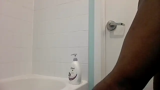 MrRuddeebony online show from April 24, 2026, 6:15 am