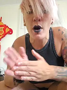 PinkTheHawk online show from January 22, 2025, 10:37 pm