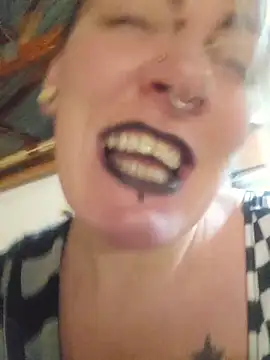 PinkTheHawk online show from October 19, 2025, 11:18 pm