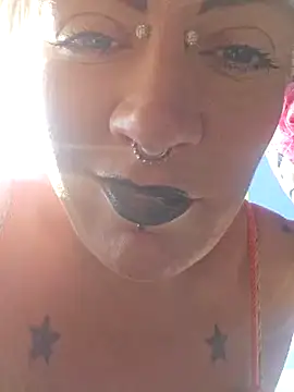 PinkTheHawk online show from February 8, 2025, 8:42 pm