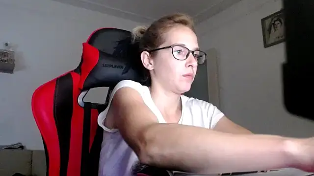 SexxyLety online show from October 15, 2025, 8:06 pm