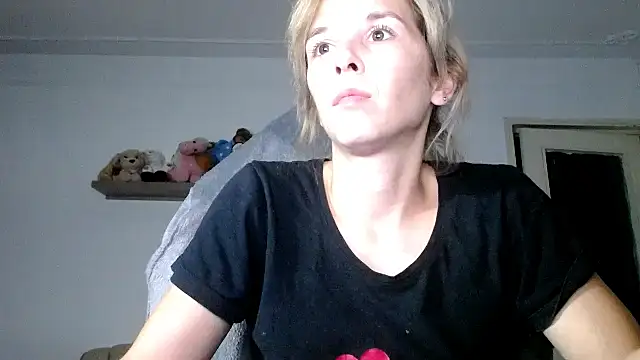 SexxyLety online show from September 20, 2025, 10:37 pm