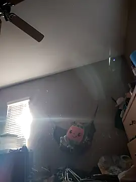 Mikey69mexh online show from October 28, 2025, 3:44 pm