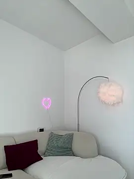 Snapshot of Rileysim88 chatting on November 2, 2025, 9:47 am Rileysim88 online show from November 2, 2025, 9:47 am