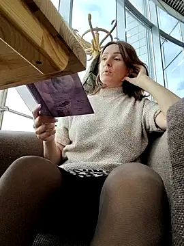 EvaXOAir online show from November 18, 2025, 6:28 am