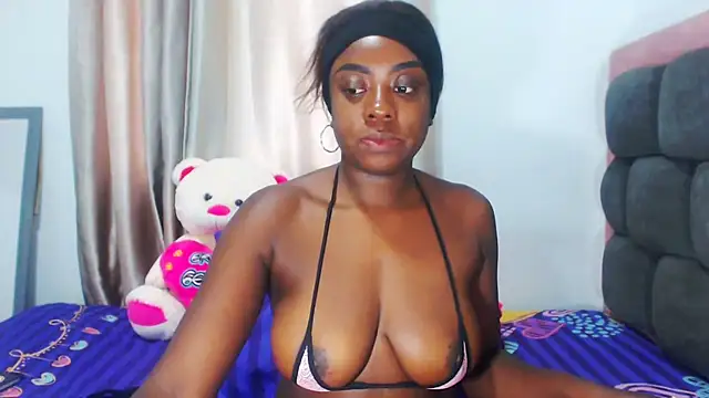 ValenSex online show from November 12, 2025, 5:06 pm